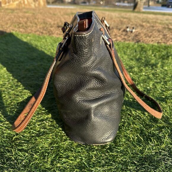 Dooney and Bourke‎ Lexington Shopper Black Brown Genuine Pebble Leather - Picture 6 of 16